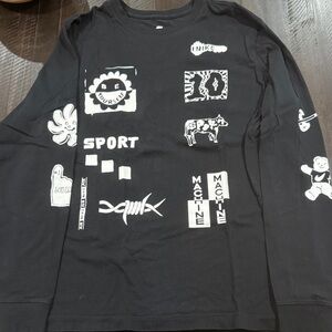 Black Nike Graphic Long Sleeve Shirt
